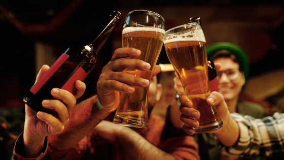 Cheers: Rockford's Ultimate Sports Bar Picks | Dickerson & Nieman Realtors